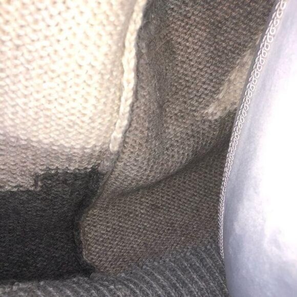 Vintage Wool Cardigan Womens Chunky Wooden Buttons Gray White Crew Neck Abstract - Picture 14 of 14